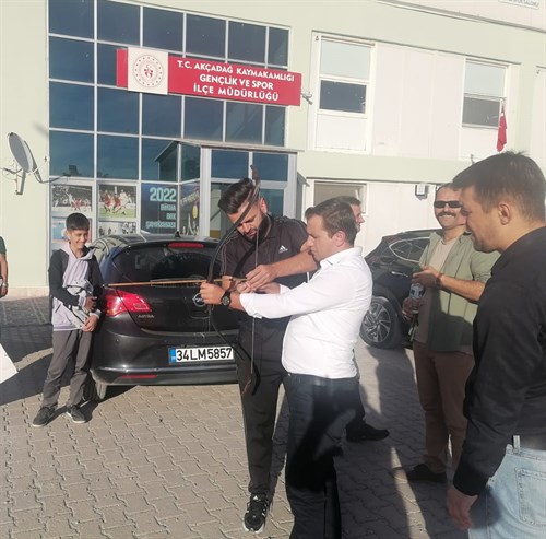 İLÇEMİZ KAYMAKAMI SAYIN ADEM TOPACA GENÇLİK VE SPOR İLÇE MÜDÜRLÜĞÜNÜ ZİYARET ETTİ